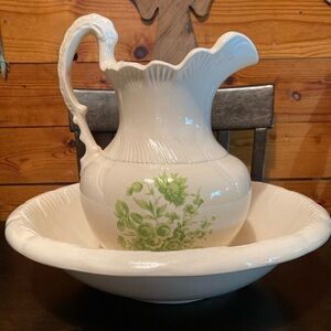 Beautiful antique wash basin
